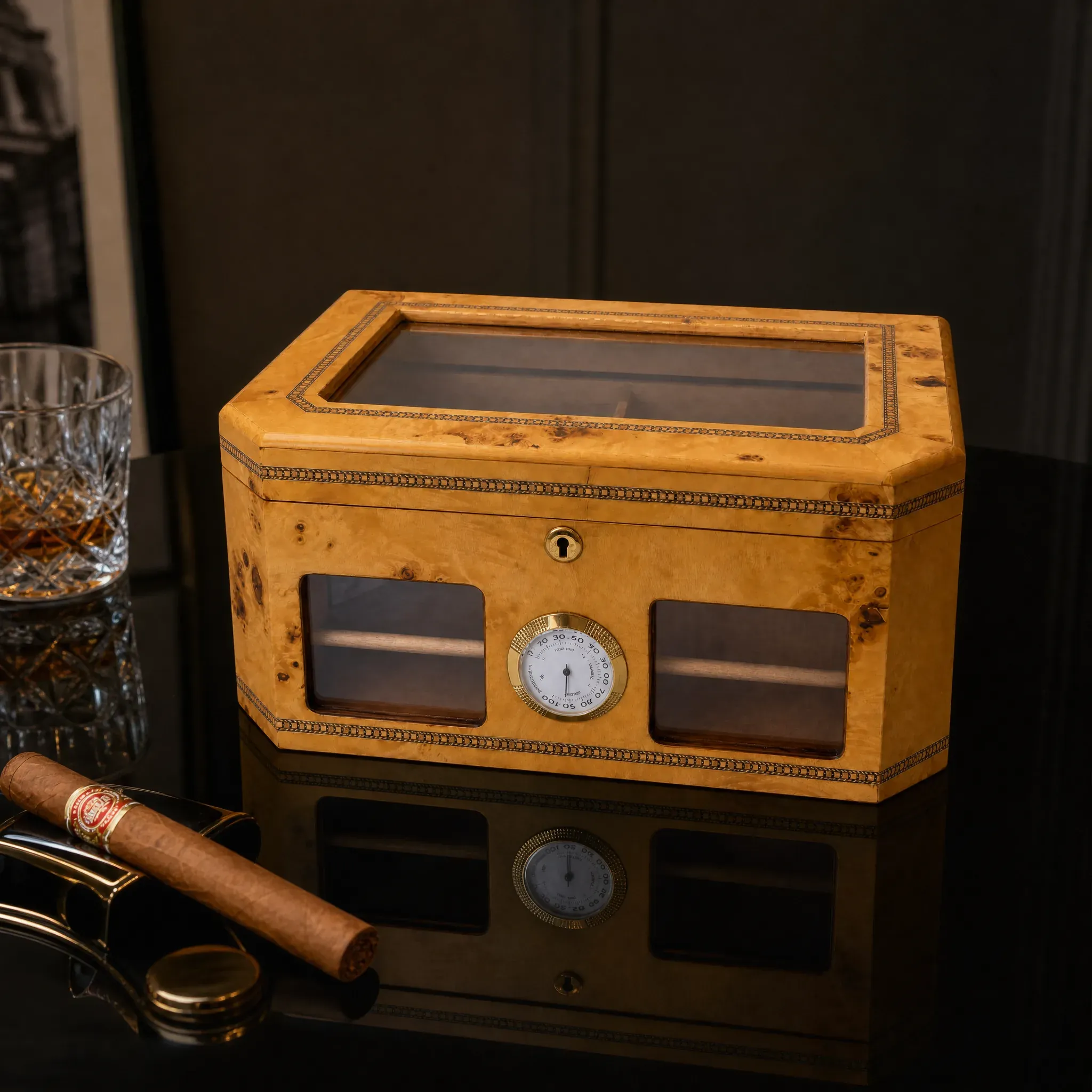 Cherry wood cigar humidor with glass viewing lid and built-in hygrometer Cherry wood cigar humidor with glass viewing lid and built-in hygrometer